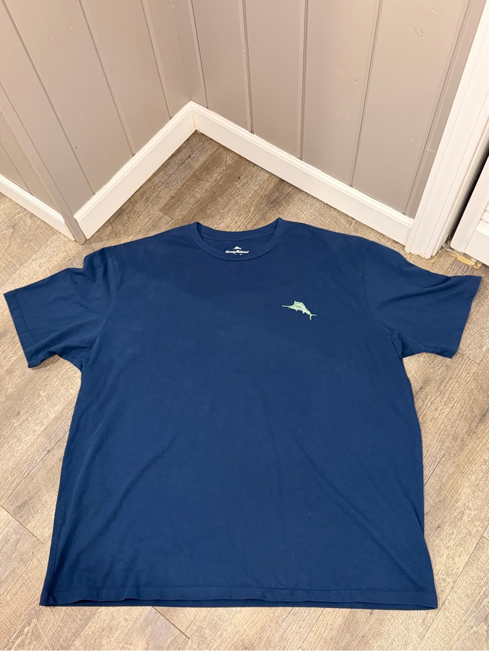 Tommy Bahama Spin Class Navy Short-Sleeve Crew with Marlin Logo Men’s 3XL